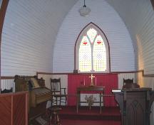Intérieur - choeur de l'Église anglicane St. John the Divine, Wawanesa, 2005; Historic Resources Branch, Manitoba Culture, Heritage and Tourism, 2005