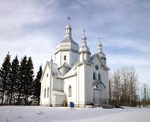 Primary elevations, from the southeast, of St. Nicholas Ukrainian Catholic Church, Rackham area, 2006; Historic Resources Branch, Manitoba Culture, Heritage and Tourism, 2005