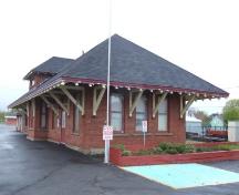 Front and north elevation, CN Train Station, Sydney Mines, Nova Scotia, 2007.
; Heritage Division, NS Dept. of Tourism, Culture and Heritage, 2007.