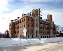 Primary elevations, from the southeast, of Earl Grey School, Winnipeg, 2005; Historic Resources Branch, Manitoba Culture, Heritage and Tourism 2005