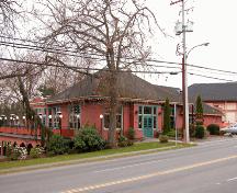 Exterior view of the Old Municipal Hall.; Derek Trachsel, District of Saanich, 2004.