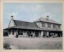 North elevation of the North Bay CPR (Union) Station.; http://www.vintagepostcards.org