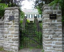 Gate and plaque; Rideau Heritage Intiative 2006