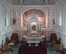 View of altar installed in 1912, Paroisse Saint-Pierre, Chéticamp, NS, 2002.; Inverness County Heritage Advisory Committe, 2002