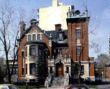 Queen Anne Revival mansion built 1909 for Ottawa's wealthiest lumber baron; City of Ottawa 2005