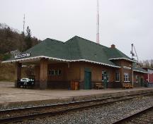 North (front) elevation of the Huntsville CNR Station; OHT, 2006