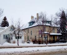 Contextual view of Daly House, Brandon, 2005.; Historic Resources Branch, Manitoba Culture, Heritage, Tourism and Sport, 2005