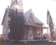 Front and side of the Murray-Walton House; Haldimand County 2007