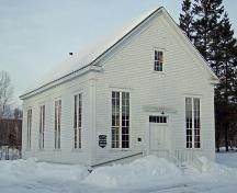 Front and side elevations, St. Andrew's Church, Baddeck Forks, NS, 2009.; Dept. of Tourism, Culture and Heritage, Province of Nova Scotia, 2009
