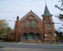 Front elevation, Fort Massey United Church, Halifax, Nova Scotia, 2004.; Heritage Division, NS Dept. of Tourism, Culture and Heritage, 2004
