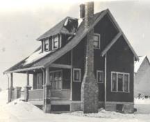 Showing house in the 1920s; MacNaught Archives Acc. 071.008