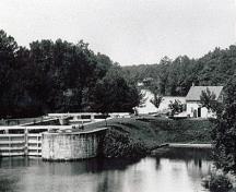 View of the Storehouse, Lock Office at the Davis Lockstation, 1905.; Parks Canada Agency / Agence Parcs Canada, 1905