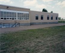 Side view of Ralston School (R2), 1996.; Department of National Defence / Ministère de la Défense nationale, 1952.