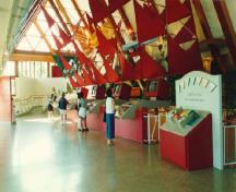 Interior view of the main gallery in the Alexander Graham Bell Museum, 1996.; Parks Canada Agency / Agence Parcs Canada, 1996.