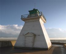Vue générale du phare de Port Dover, jetée Ouest, 2008.; Kraig Anderson - lighthousefriends.com