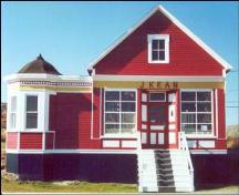 Exterior photo, main facade, Kean's General Store, Brookfield, Newfoundland.; Heritage Foundation of Newfoundland and Labrador