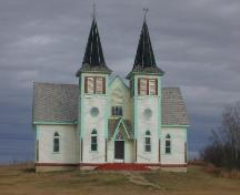 Front elevation of Bekevar Church, 2004.; Government of Saskatchewan, Brett Quiring, 2004.