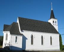 Side elevation, St. Paul's United Church, Stonehurst Road, Blue Rocks, Lunenburg County, Nova Scotia, 2006.; Heritage Division, Nova Scotia Department of Tourism, Culture and Heritage, 2006.