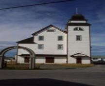 Front exterior photo view of the Loyal Orange Lodge, Sweetland's Hill, Bonavista, NL, circa 2002; HFNL 2006