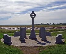 En 2000, le monument commémoratif des familles irlandaises a été érigé près des rives de la rivière Petitcodiac.; Moncton Museum