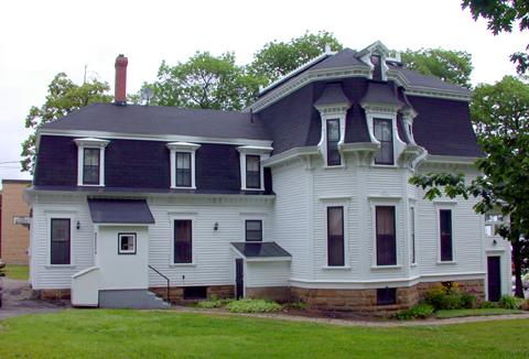 Maison Beaverbrook - 2002