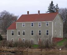 Rear (south) elevation of the John Brown House, Yarmouth, NS; Heritage Division, NS Dept. of Tourism, Culture & Heritage, 2006