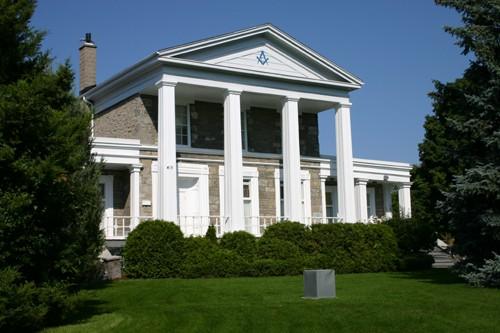 Grover Nicholls House