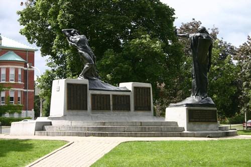 View of Cenotaph in Confederation Park