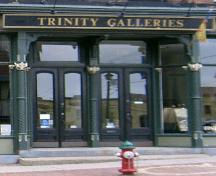 This image provides a view of the recessed storefront entrance on the south side of the front façade, 2005. ; City of Saint John