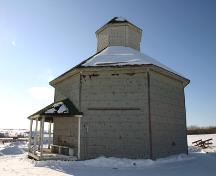 Primary elevation, from the northeast, of the Minnedosa Agricultural Society Display Building, Minnedosa, 2005; Historic Resources Branch, Manitoba Culture, Heritage and Tourism, 2005