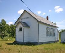 Primary elevations, from the northwest, of Hilbre School, Hilbre, 2006; Historic Resources Branch, Manitoba Culture, Heritage and Tourism, 2006