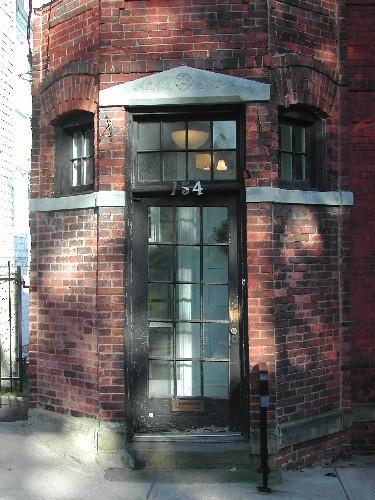 James Cameron Residence - Entrance