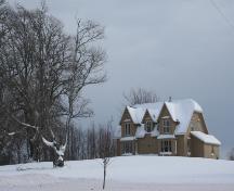Showing context of house in winter; Donna Collings, 2008