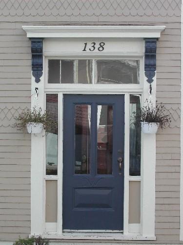 Hume Hopgood Residence - Entrance