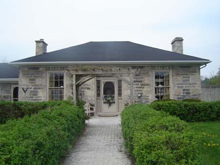 East Façade of Landreth Cottage, 2007