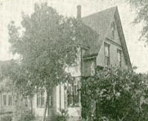 Archive image of house, 1915; MacNaught Archives Acc. 070.5