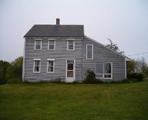 Front elevation, Abraham Lent House, Tusket, 2004; Heritage Division, Nova Scotia Department of Tourism, Culture and Heritage, 2004