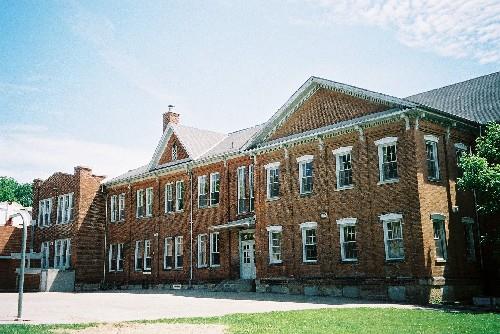 Dundas Central School, west elevation - 2004