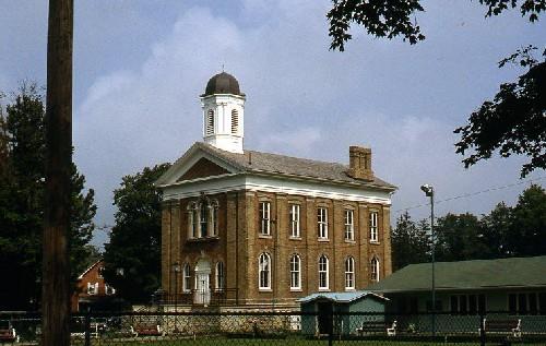 View of Caledonia Town Hall - 1995