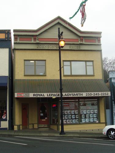 Johnson's Shoes Building, front elevation