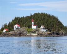 General view of Merry Island Lighthouse and related buildings, 2009.; Kraig Anderson - lighthousefriends.com