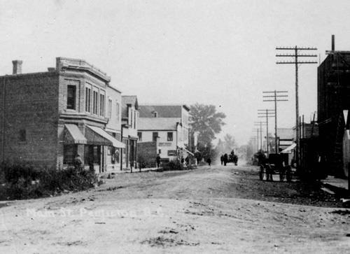 Historic exterior corner view, 1911